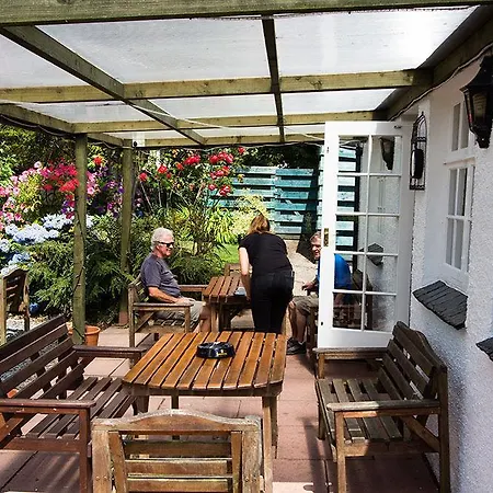 Bower House Gasthof 3*