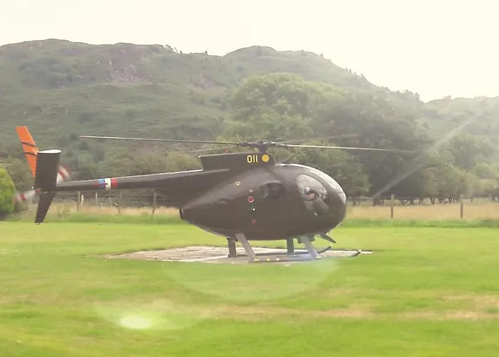 Bower House 3* إسكاديل