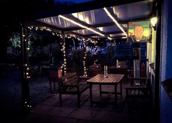 Bower House إسكاديل