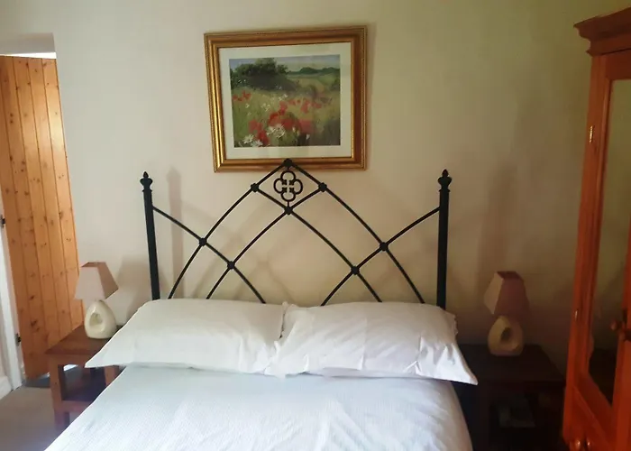 Bower House إسكاديل